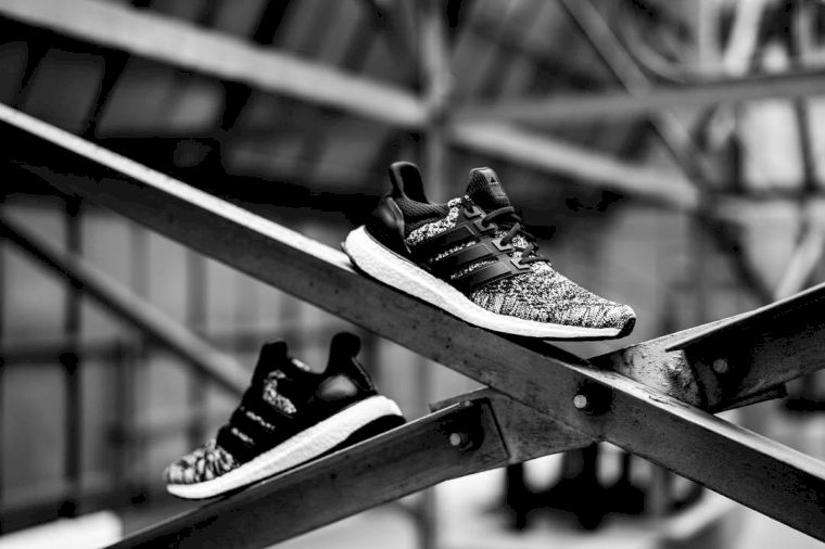 Adidas 新品上市》與加拿大品牌Reigning Champ聯名全新鞋款30日三款齊
